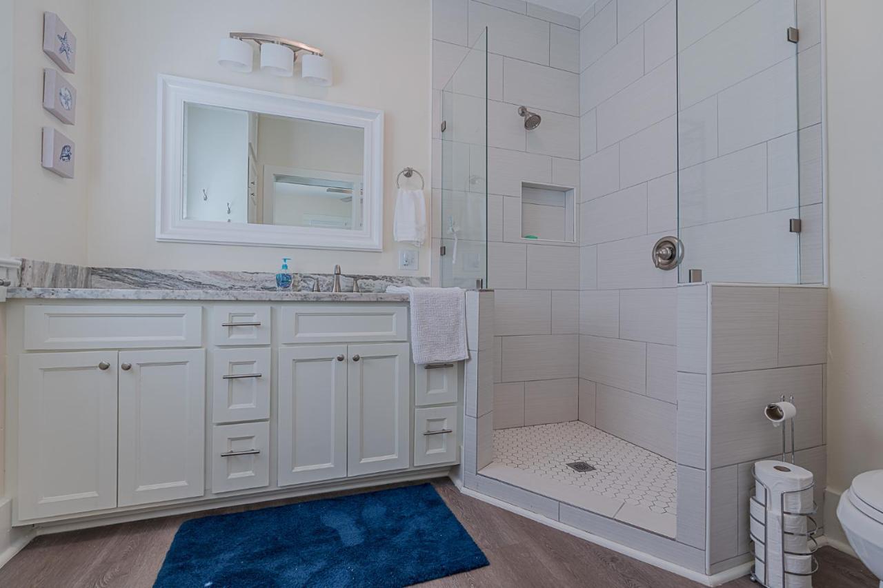 Uptown Cottage Newly Updated Home Near The Strand Galveston Harbor And Utmb Ngoại thất bức ảnh