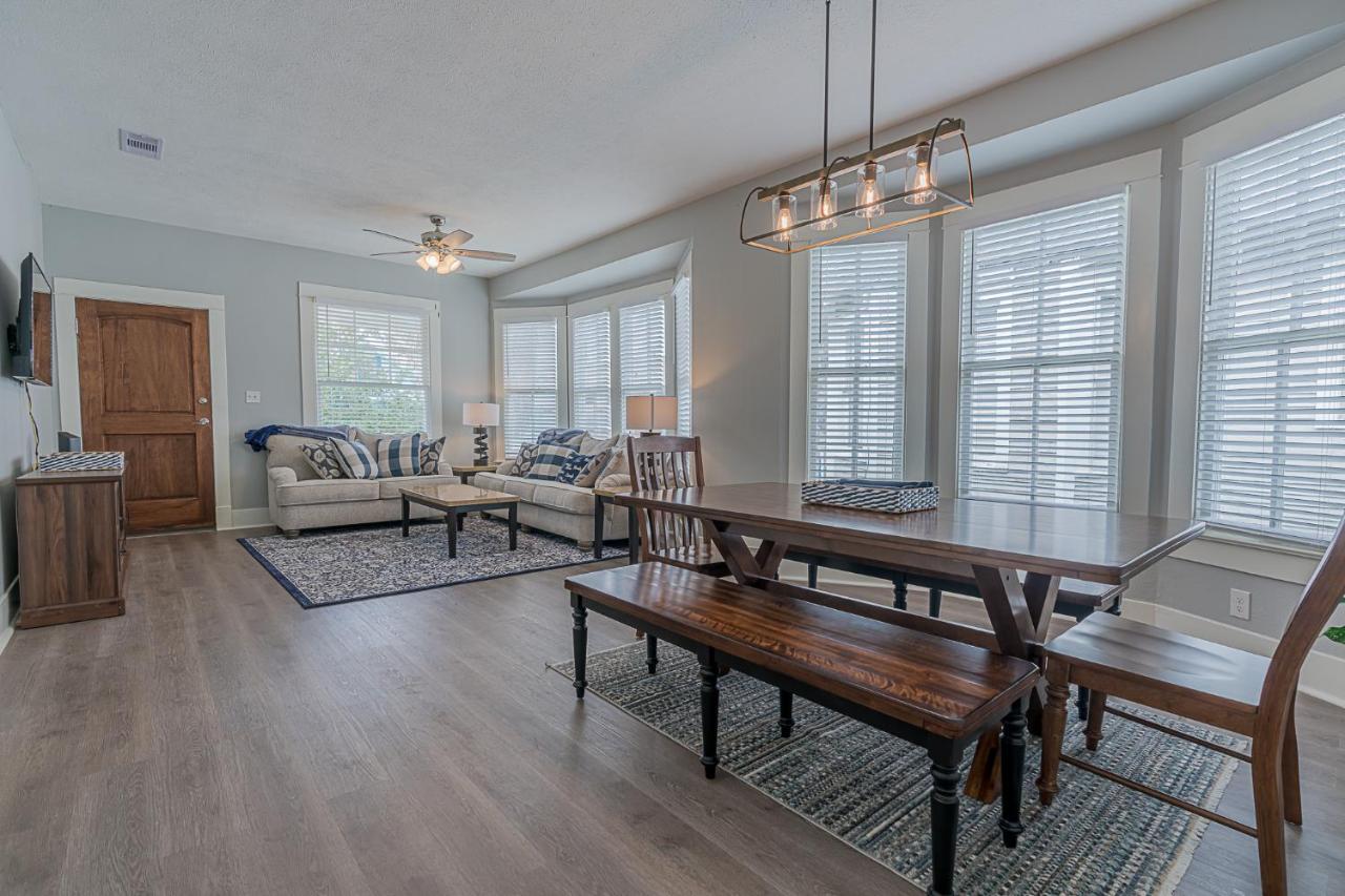 Uptown Cottage Newly Updated Home Near The Strand Galveston Harbor And Utmb Ngoại thất bức ảnh